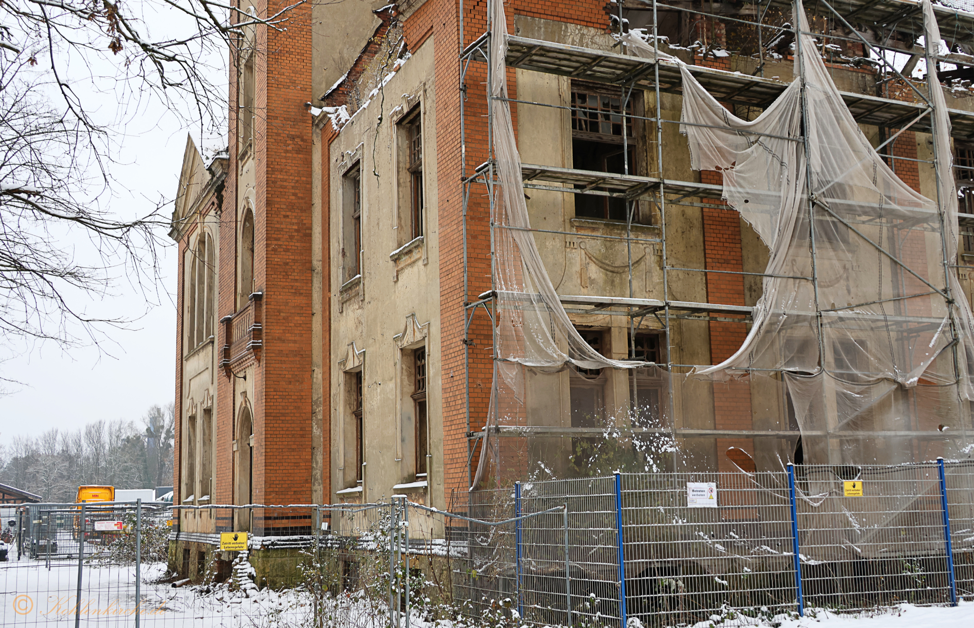Der Abschied - Die letzten Aufnahmen von der unberührten Kohlenkirche. - Stand Dezember 2023 Kohlenkirche: Letzte Bilder Kohlenkirche