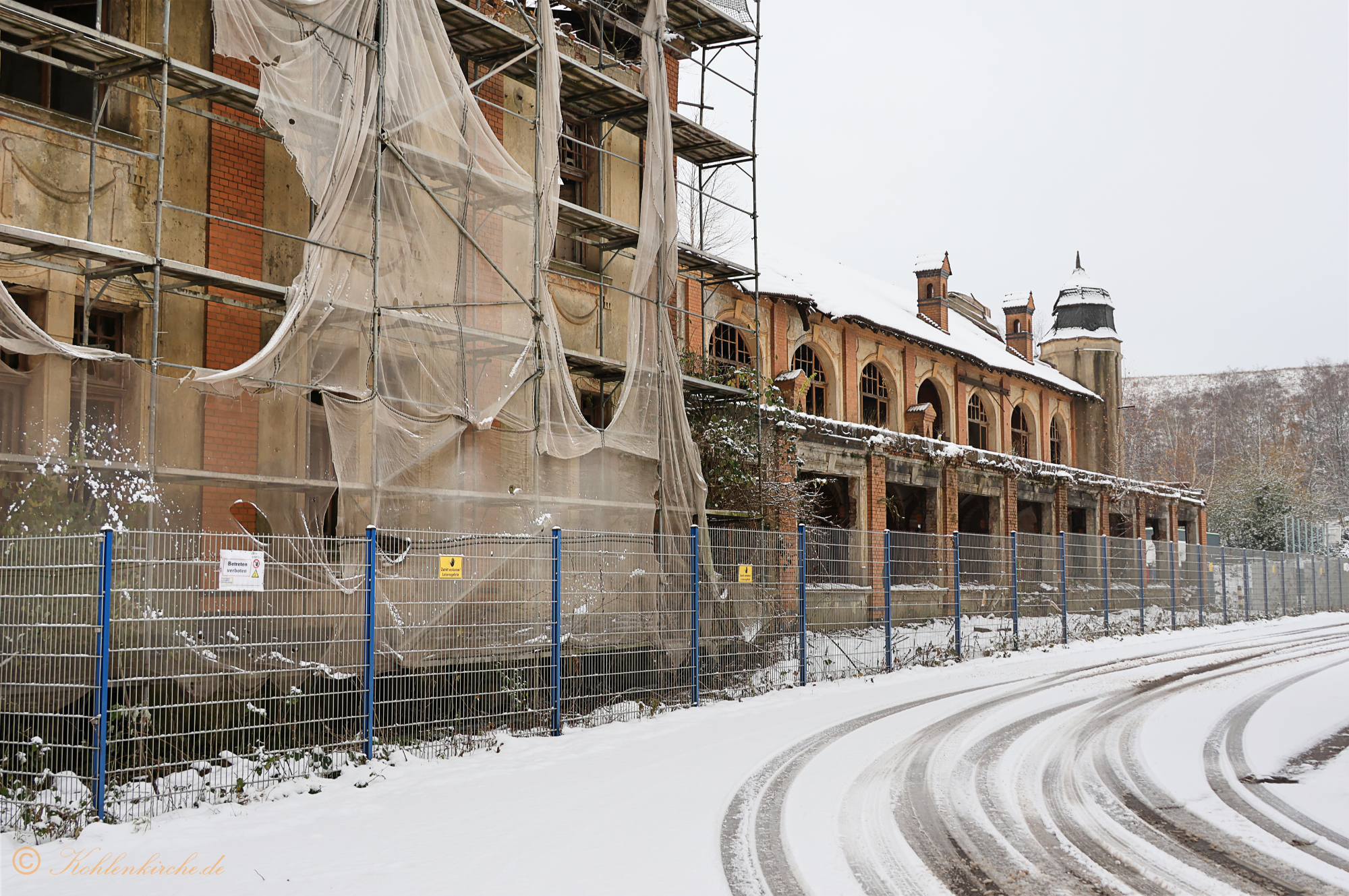 Der Abschied - Die letzten Aufnahmen von der unberührten Kohlenkirche. - Stand Dezember 2023 Kohlenkirche: Letzte Bilder Kohlenkirche
