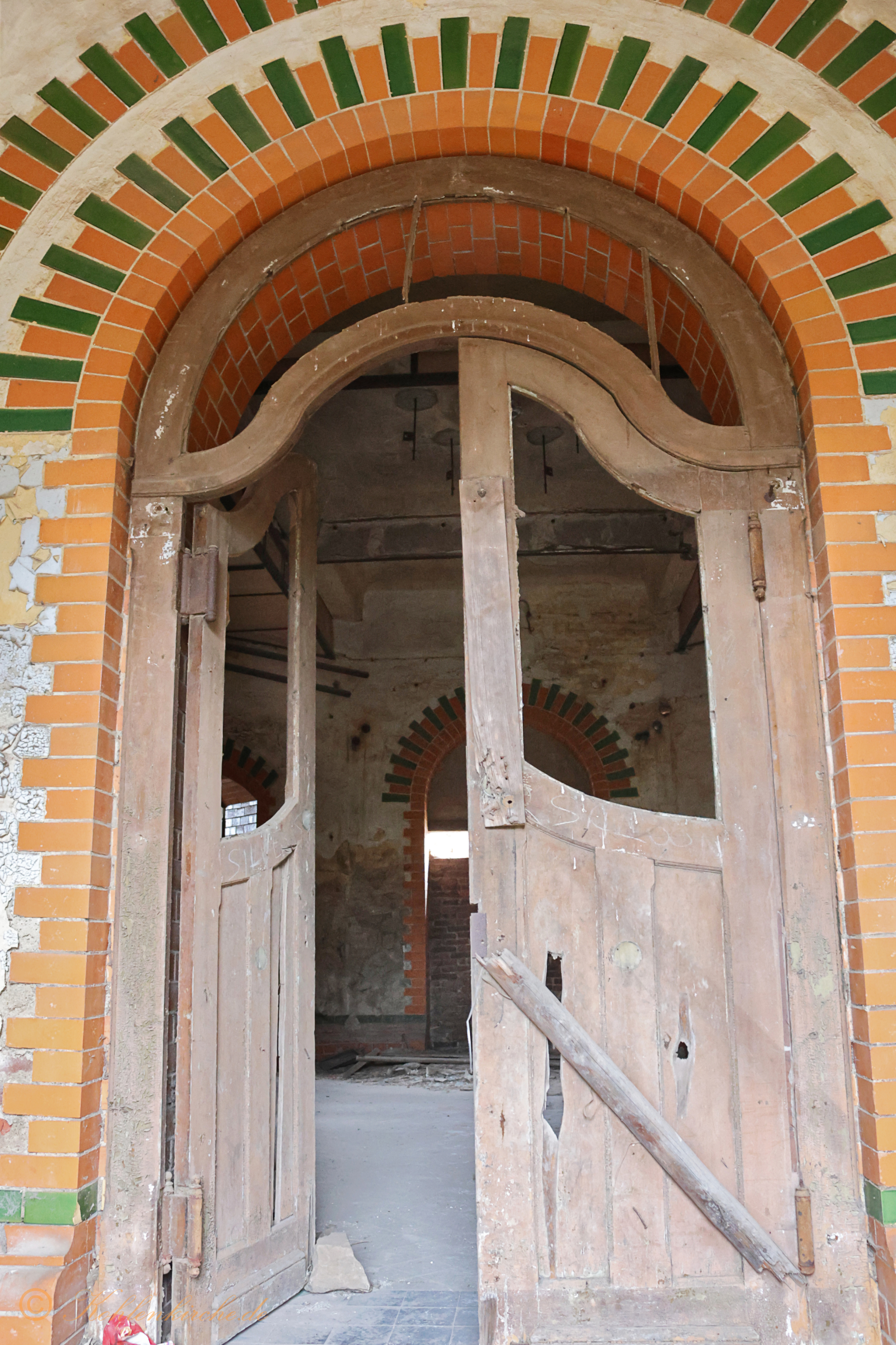 Kohlenkirche: Letzte Bilder des Verwaltungsgebudes