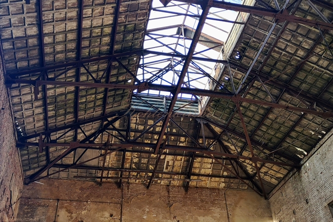 Die letzten Bilder von der Benzolfabrik. - Stand August 2021 Kohlenkirche: Benzolfabrik