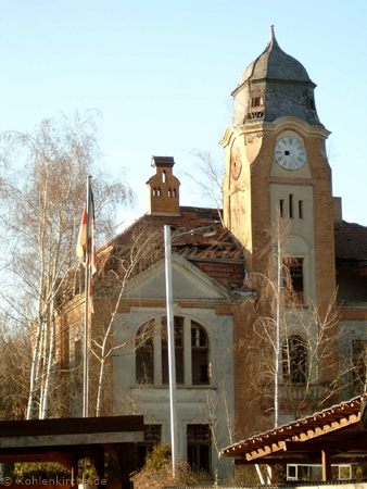Das Verwaltungsgebäude der Kohlenkirche. - Stand 2003 Kohlenkirche: Danksagung Bilder