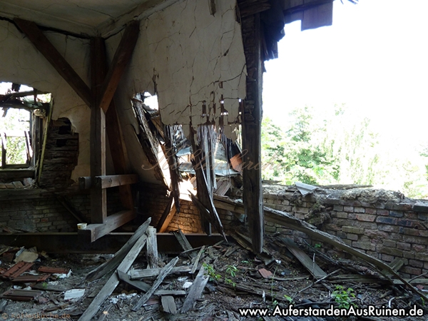 Im Dachgeschoss des Verwaltungsgebäudes. - Stand Juni 2010 Kohlenkirche: Danksagung Bilder