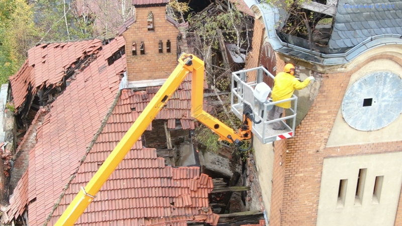 Die ersten Maßnahmen wurden getroffen. Die Bäume wurden von der Kohlenkirche entfernt. - Stand Oktober 2019 Kohlenkirche: Bäume fällen