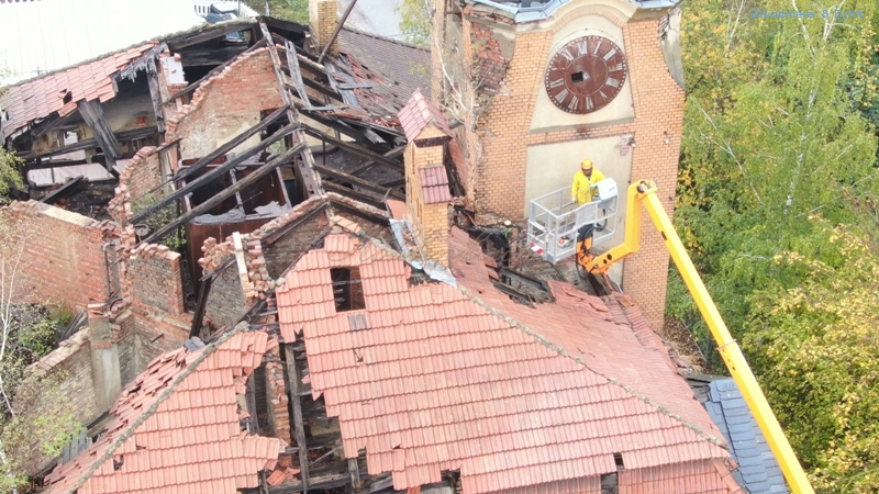 Die ersten Maßnahmen wurden getroffen. Die Bäume wurden von der Kohlenkirche entfernt. - Stand Oktober 2019 Kohlenkirche: Bäume fällen