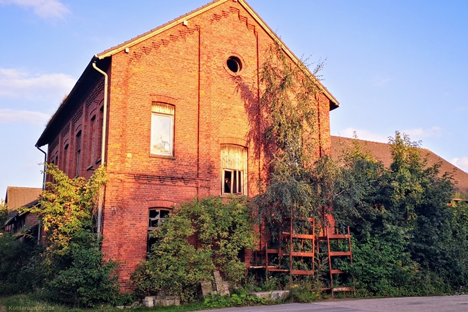 Die erste Ammoniakfabrik am Georgschacht. - Stand: August 2021 Kohlenkirche: Weitere Gebäude - Ammoniakfabrik