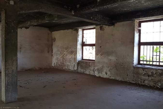 Die erste Ammoniakfabrik am Georgschacht. - Stand: April 2019 Kohlenkirche: Weitere Gebäude - Ammoniakfabrik